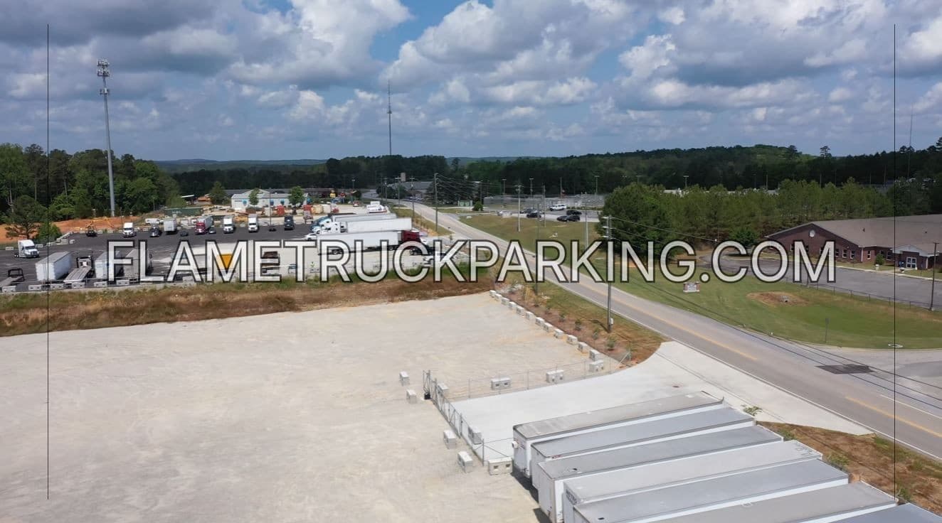 Dallas Yard, GA — photo 1 of 5