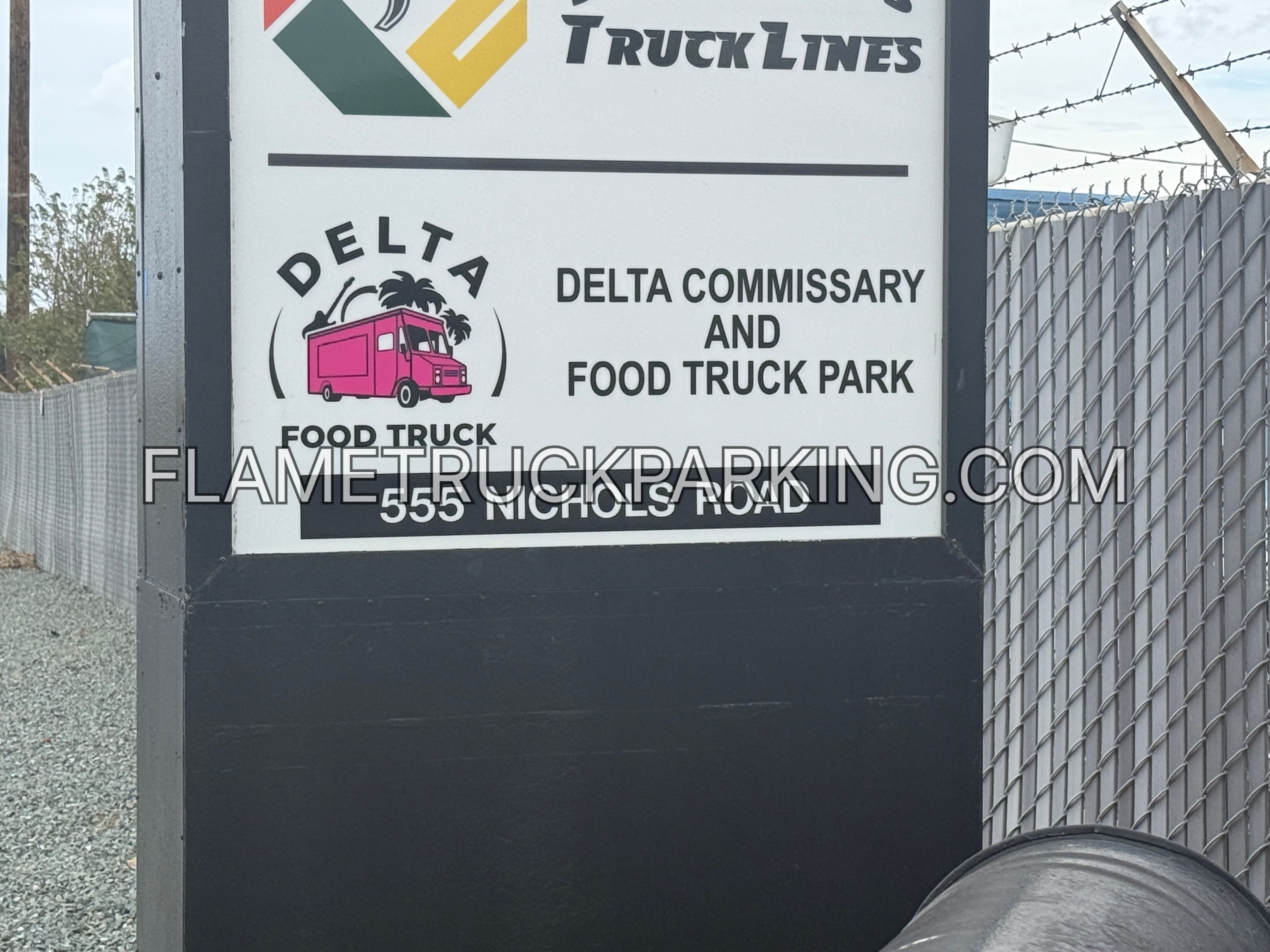 Bay Point Yard, CA — photo 1 of 3