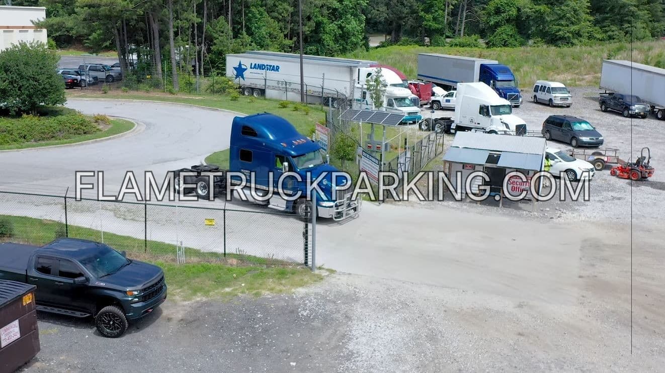 Union City Yard 2, GA — photo 1 of 5