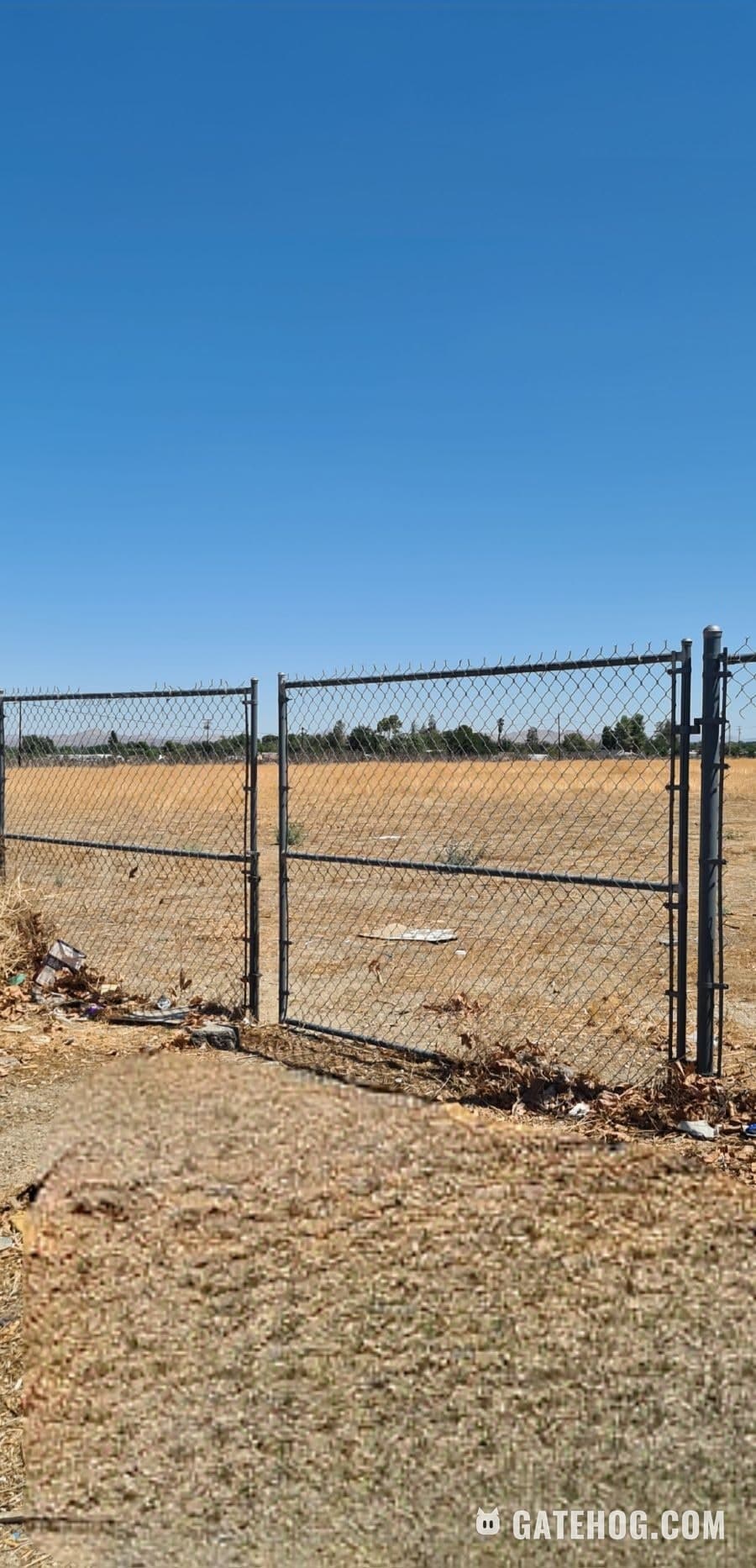 Littlerock Yard, CA — photo 3 of 3